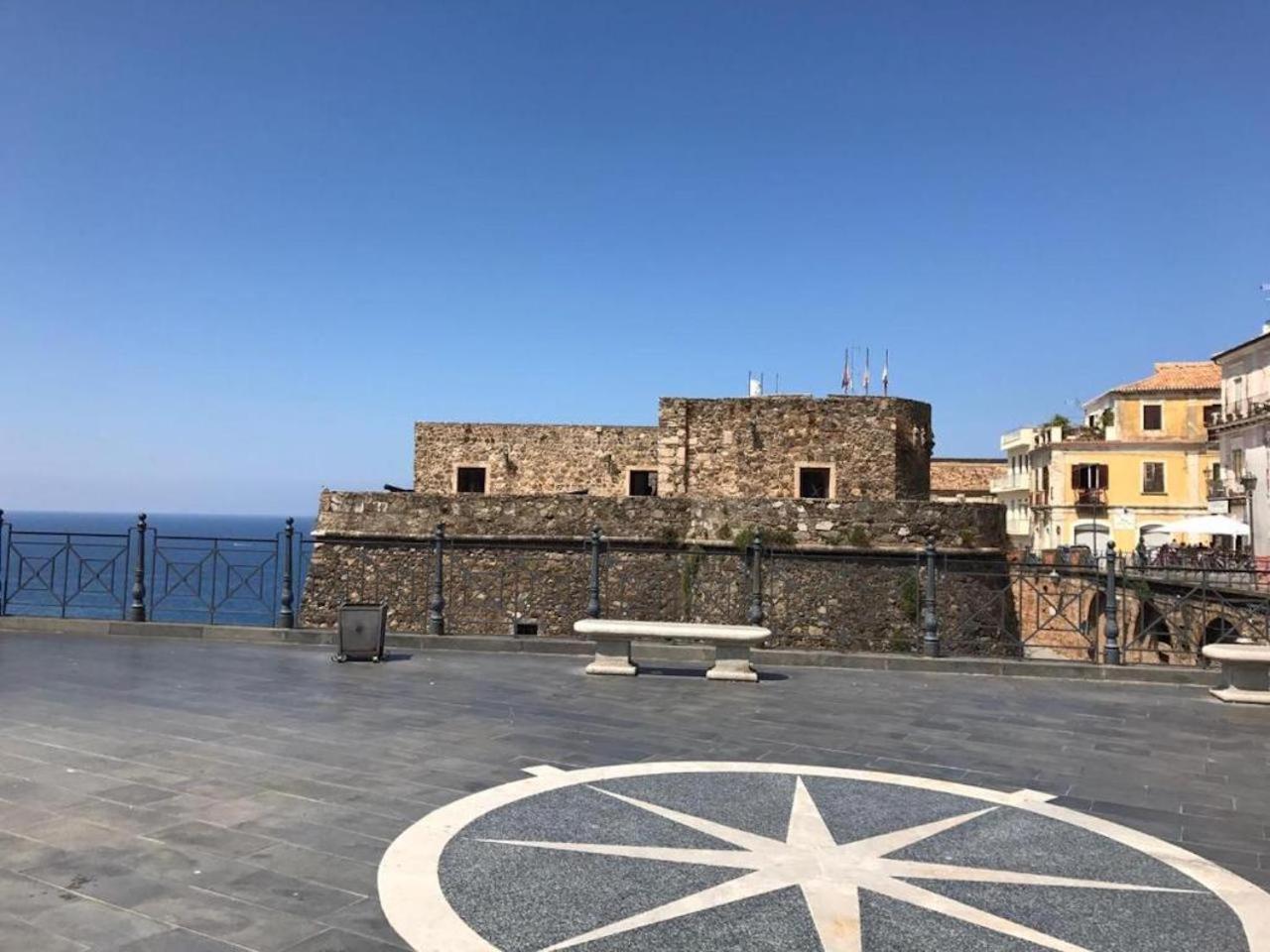 L'Albero Di Limoni Sul Mare Di Pizzo Villa Exterior photo